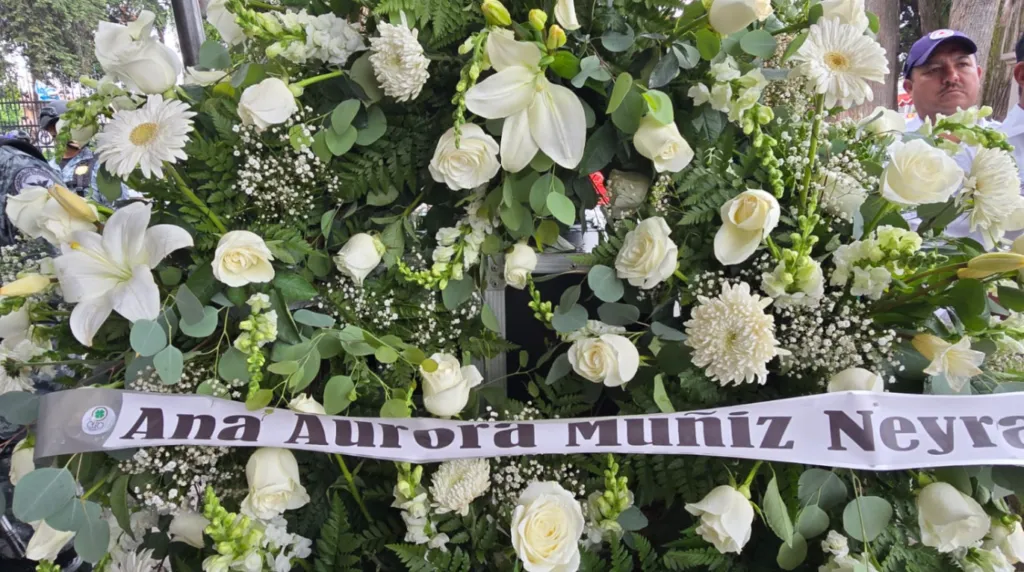 Rinden homenaje luctuoso a policía caído en robo de San Mateo Atenco