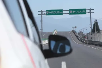 Cierre total en la carretera Naucalpan-Toluca, será de 22:00 a 02:00 horas.
