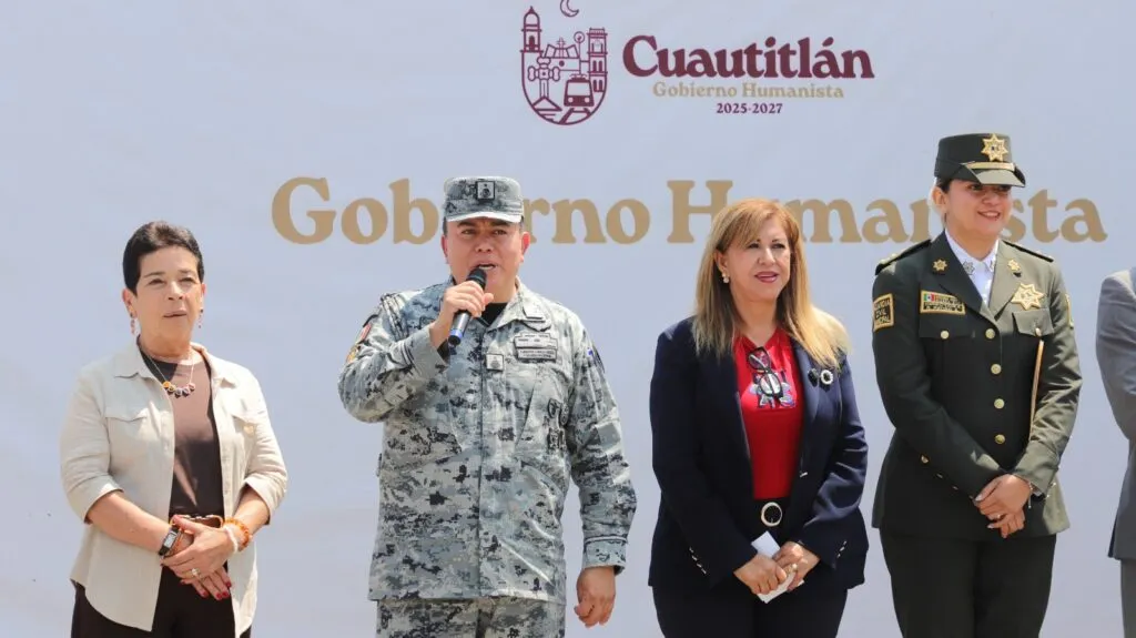 Juanita Carrillo entrega patrullas y armamento a la Guardia Civil de Cuautitlán