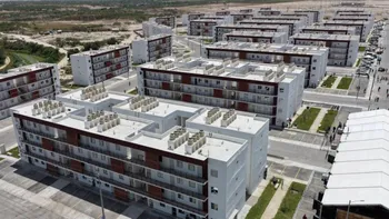 Claudia Sheinbaum informó que el programa de vivienda busca beneficiar a 12 millones de familias durante su sexenio.