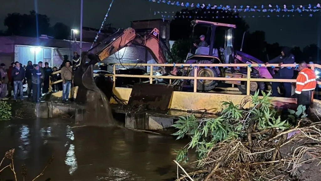 Río Papalotla se desborda y pone en alerta a cinco municipios del Edomex [VIDEO]