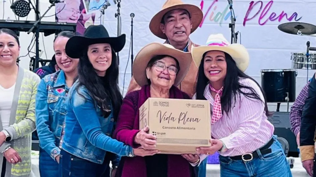 Lerma festeja a adultos mayores