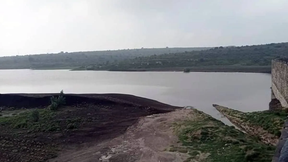 Presa de Hueypoxtla: pobladores piden ayuda para rescatarla, llegó a estar completamente seca