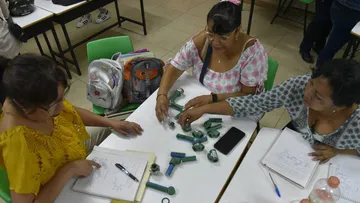Mejora la economía de las Mujeres a través del programa de la Secretaría del Agua