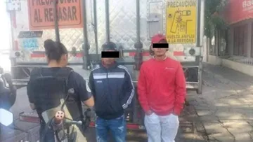 Tlalnepantla: Detienen a sujeto que lanzaba petardos a casillas