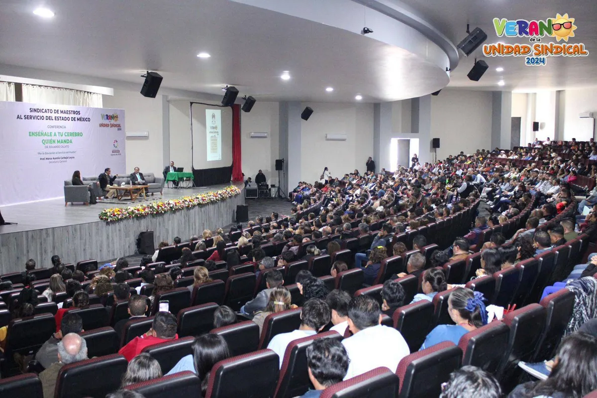 Remodelan Sala de la unidad Sindical del SMSEM