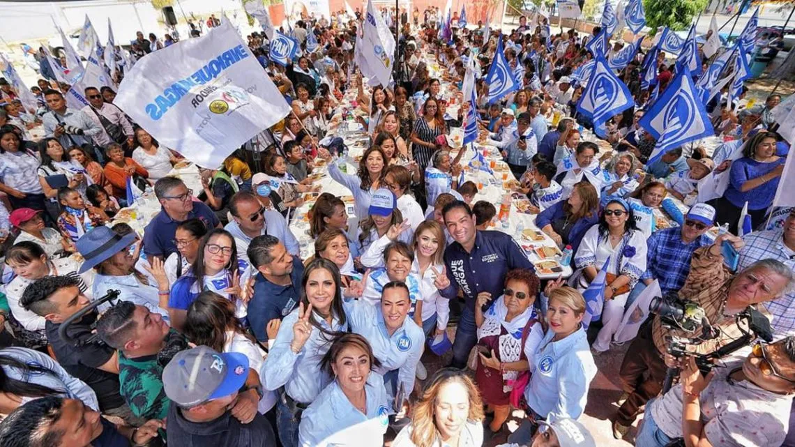 Enrique Vargas realiza encuentro en Tlalnepantla