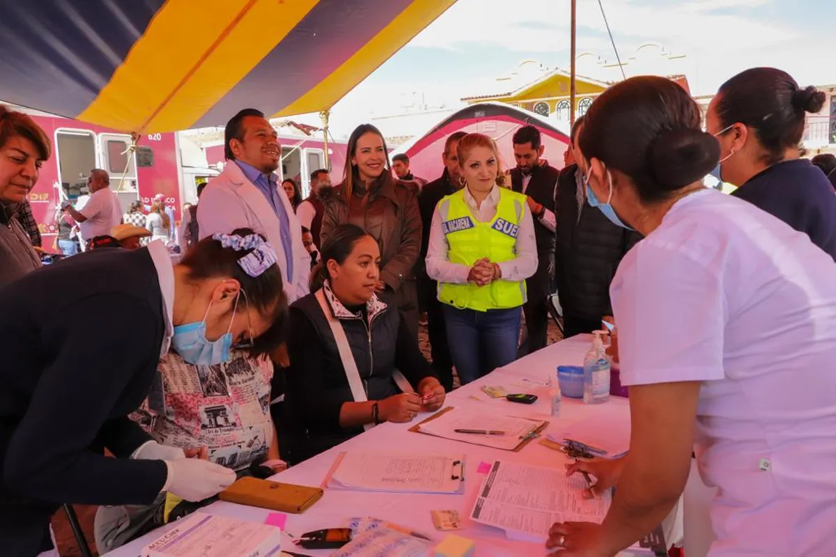 Continúa apoyo a la salud de habitantes de Texcaltitlán