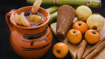 Poche de frutas, la bebida más consumida en los últimos meses del año