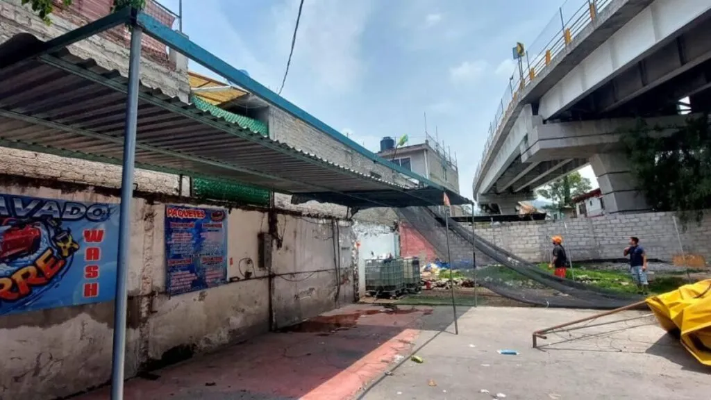 Ecatepec recupera 15 derechos de vía en zona federal