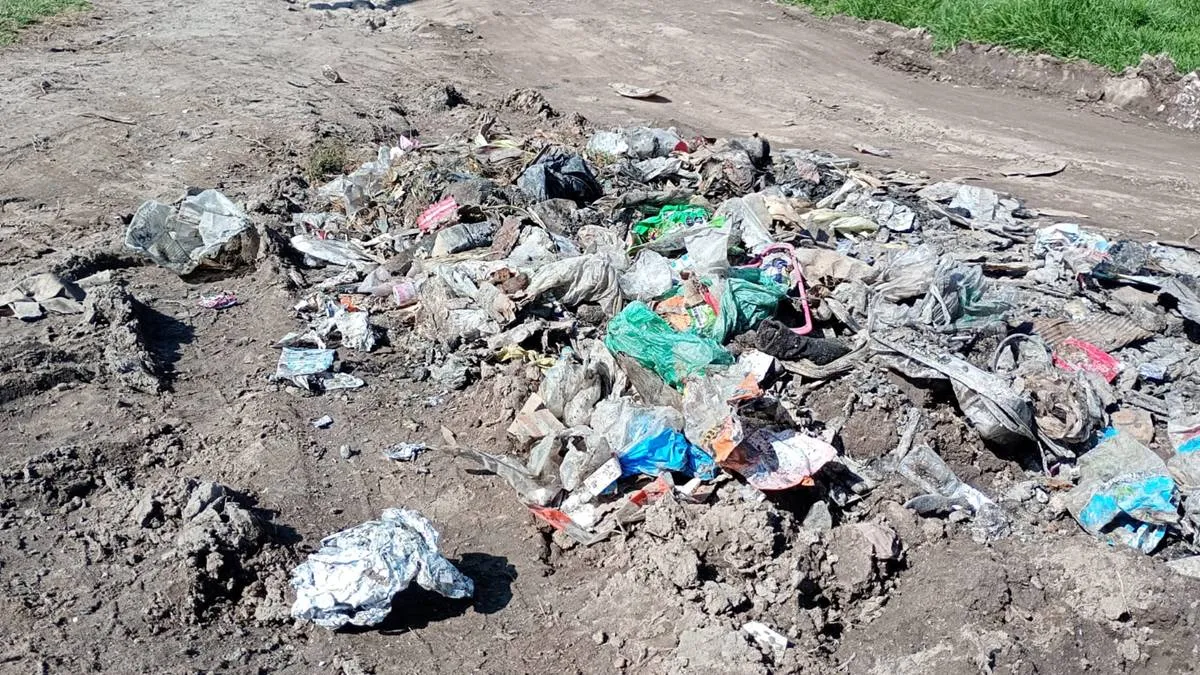 Imposible andar por caminos de Santiaguito Tlalcilalcali