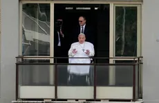 Papa Francisco reaparece tras cinco semanas de hospitalización