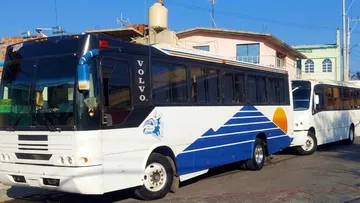 Habitantes denuncian cobros irregulares en transporte público en Axapusco