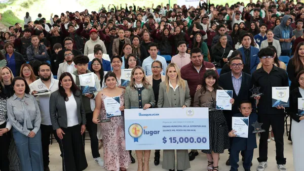 Huixquilucan entrega "Premio Municipal de la Juventud 2025"
