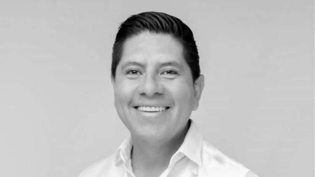 Francisco Rojas, exdiputado local sufre ataque directo en el IFREM Cuautitlán