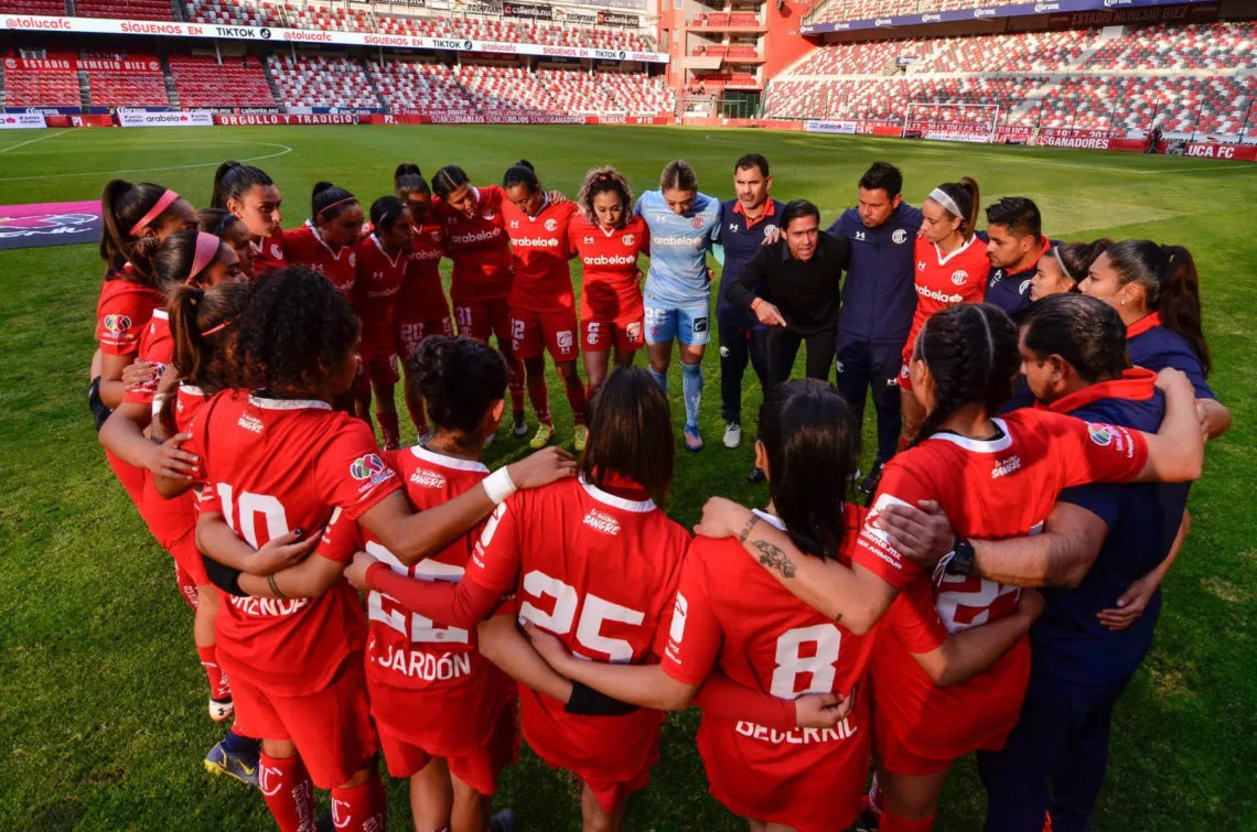 Diablas caen en el último minuto de su primer encuentro de liga