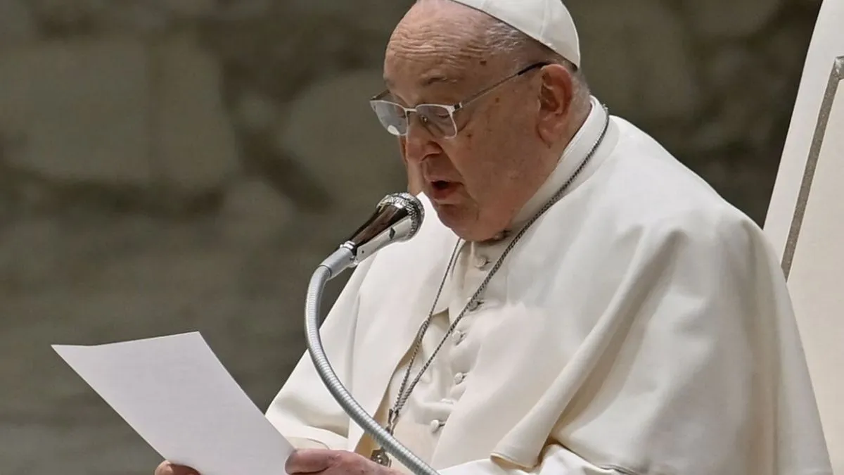 Papa Francisco presenta mejoría en su salud