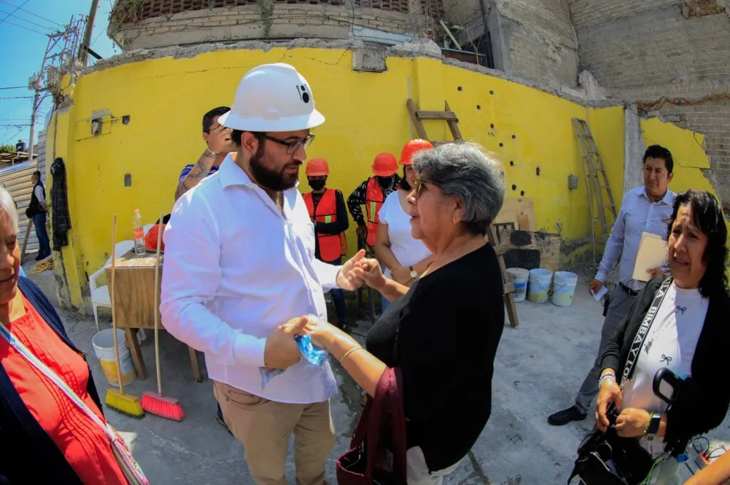 Encabeza Isaac Montoya conclusión de demolición controlada del edificio de la Col. Ampliación Benito Juárez: Misión cumplida