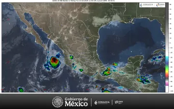 Huracán Simon categoría 1 se acerca a Jalisco, alertan por lluvias intensas y oleaje elevado