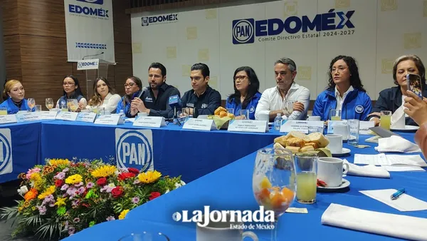 PAN exige triplicar presupuesto para reparar carreteras en el Edomex