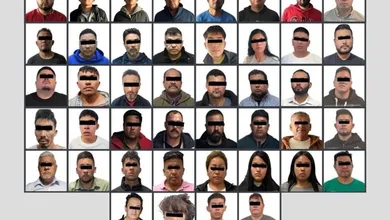 De acuerdo con las indagatorias, los implicados establecían falsos filtros de seguridad en carreteras donde realizaban inspecciones ilegales a vehículos y a sus ocupantes.