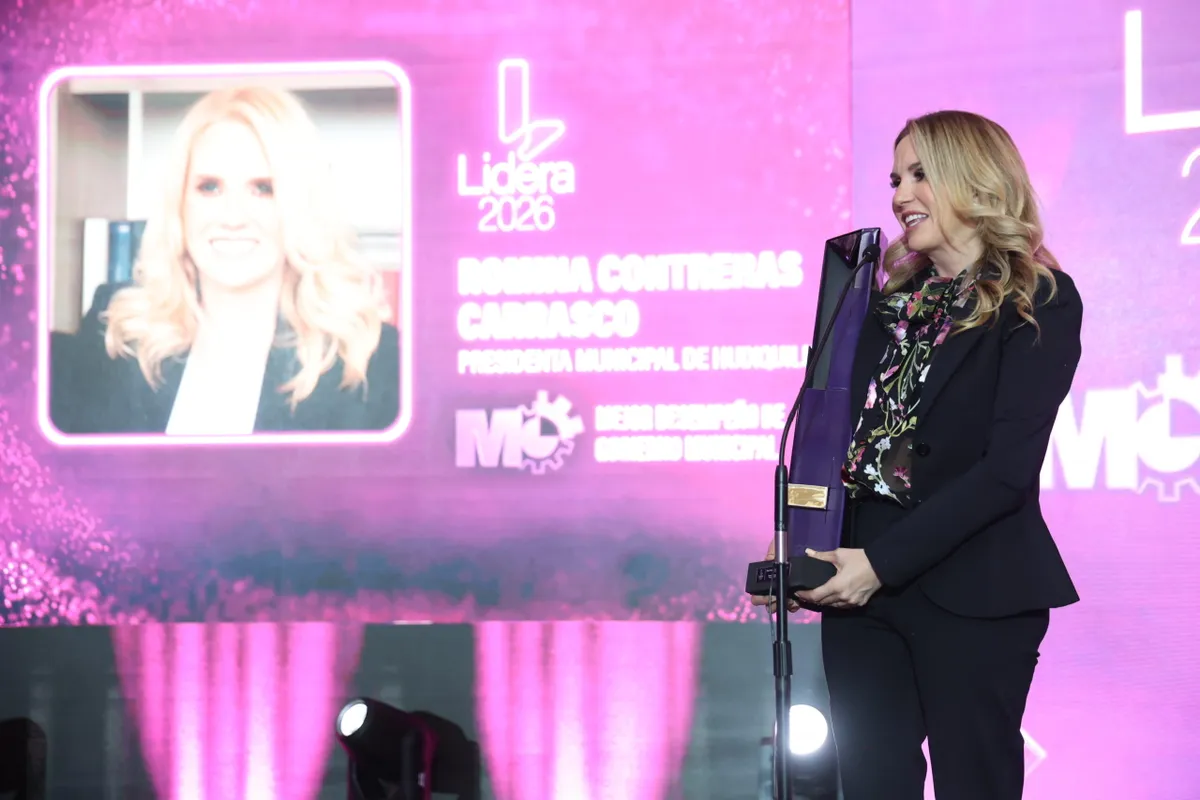 Recibe Romina Contreras premio por el mejor desempeño de un gobierno municipal en México