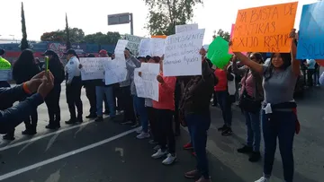 Naucalpan: Vecinos de Praderas de San Mateo exigen resultados de estudios por microsismos
