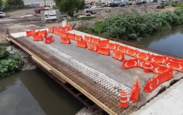 Vecinos denuncian abandono de obra en puente San Lorenzo y Circuito Neza 86