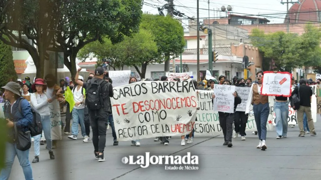 #Potrogate | Universitarios llegan a Rectoría de la UAEMéx y no son atendidos por el rector