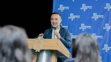 Fernando Flores anuncia tres clínicas con especialidades en Metepec