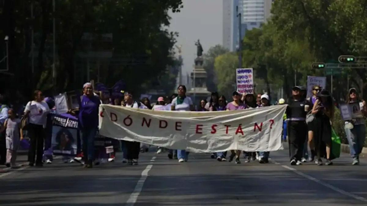 CDMX se pinta de morado: Mujeres marchan por el #8M para exigir igualdad, respeto y justicia