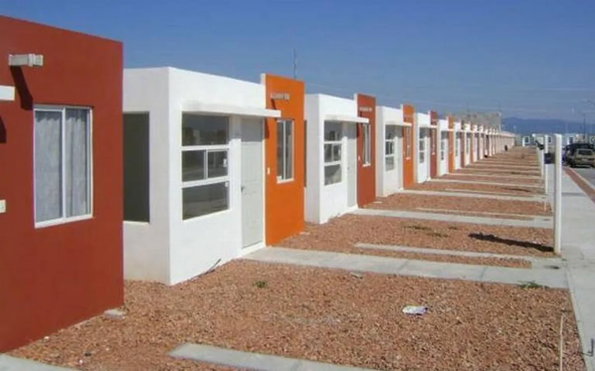 Infonavit construirá 70 mil viviendas cerca del AIFA