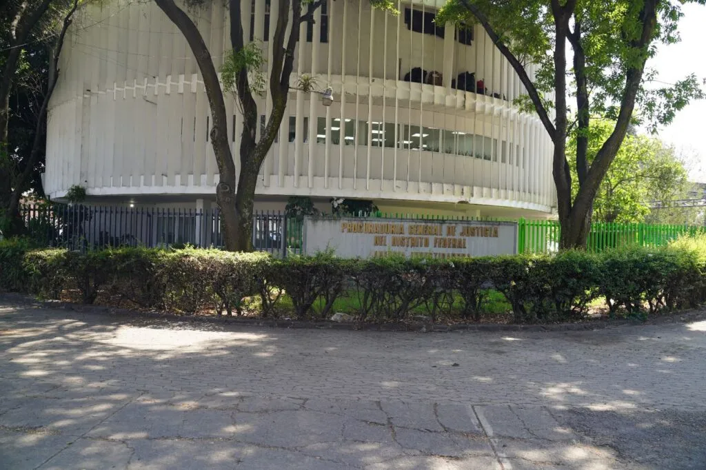 Liberan de autos abandonados y siniestrados Fiscalía de Azcapotzalco