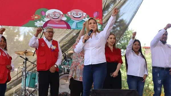 San Mateo Atenco celebra con alegría a las personas Adultas Mayores en su día