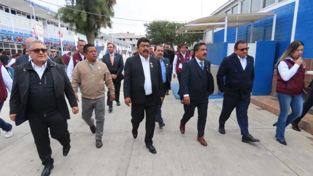 En Texcoco se conmemoraron los 100 años de la educación secundaria en México