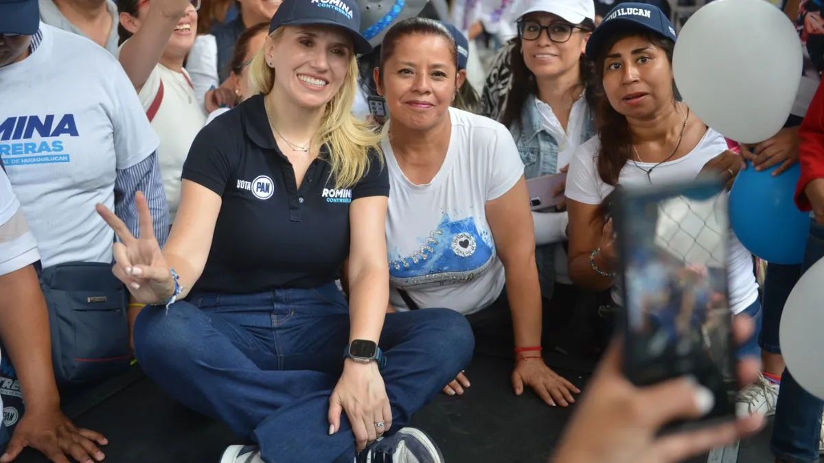 Se suman 300 exlíderes de Morena a Romina Contreras