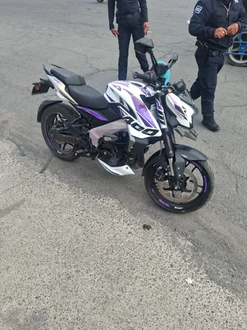 Vecinos piden operativos viales para frenar paso de motos en Toluca