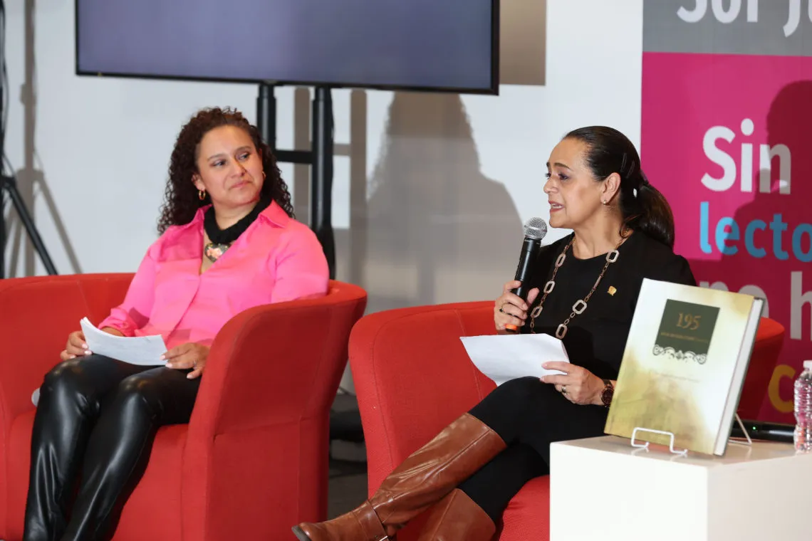 UAEMéx presenta libro 195 años de vida universitaria. Una historia en construcción