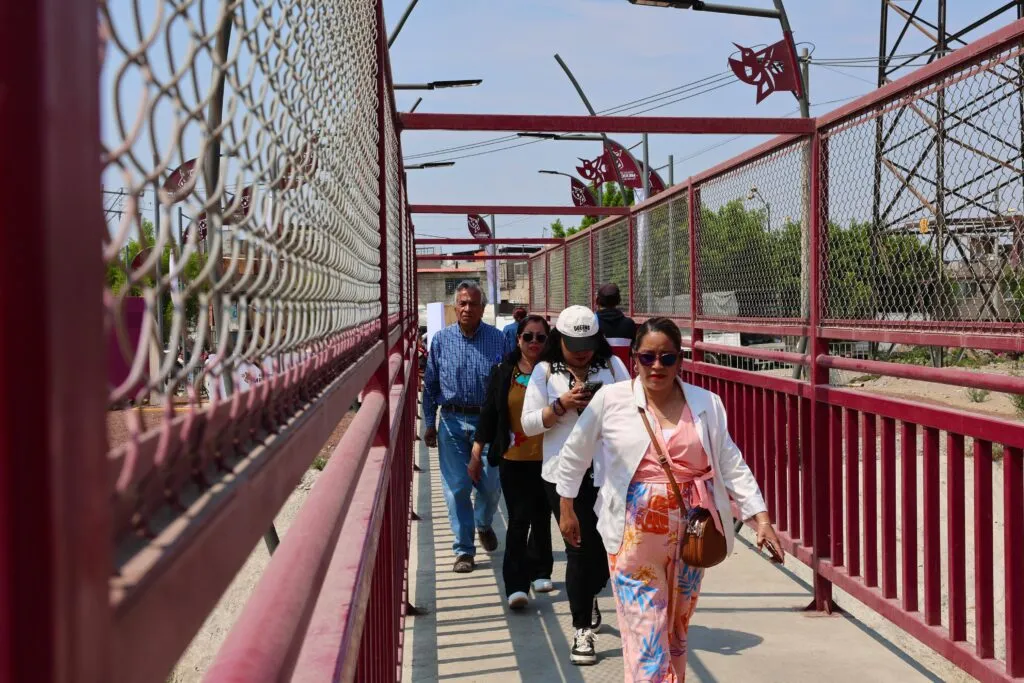 Inauguran Puente Peatonal “Neftalí”: Conexión estratégica y segura entre Chimalhuacán y Neza