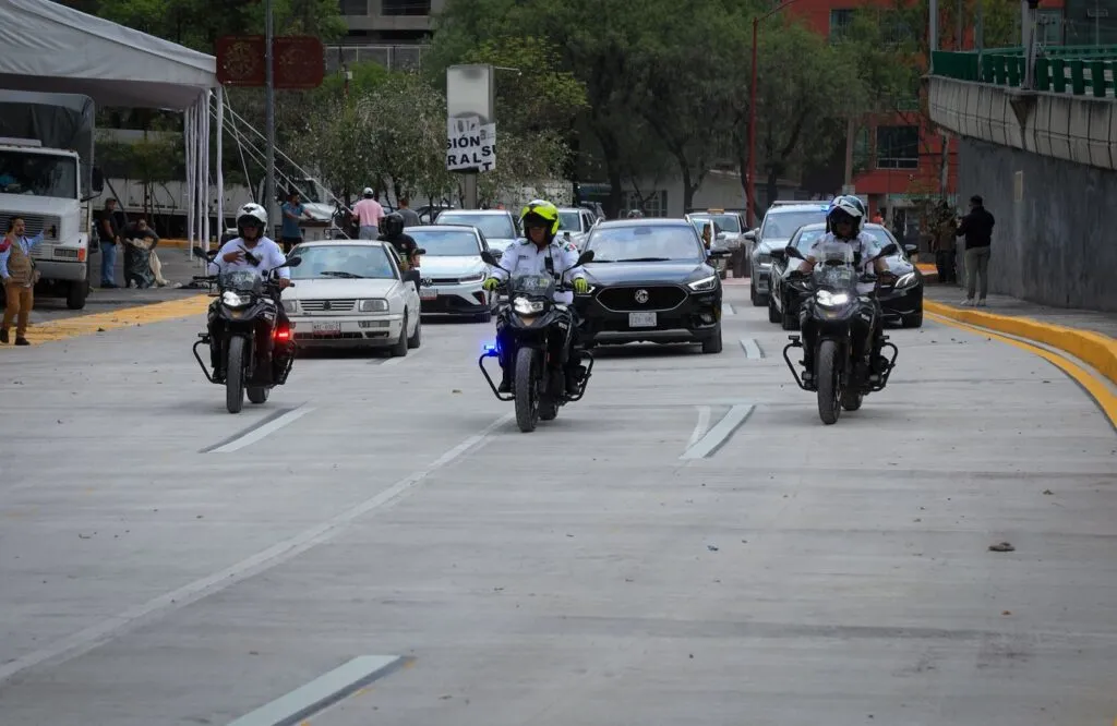 Naucalpan y Edomex inauguran tramo de concreto hidráulico en Periférico Norte: Obra histórica de 115 mdp