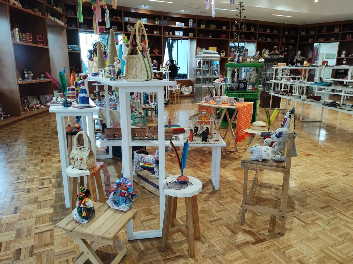 Tiendas de Artesanías Casart cerrarán por inventario