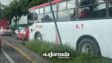Semov prevé corredores y regulación de taxis colectivos