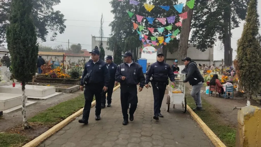 Regocija Metepec a visitantes con programa cultural por día de muertos