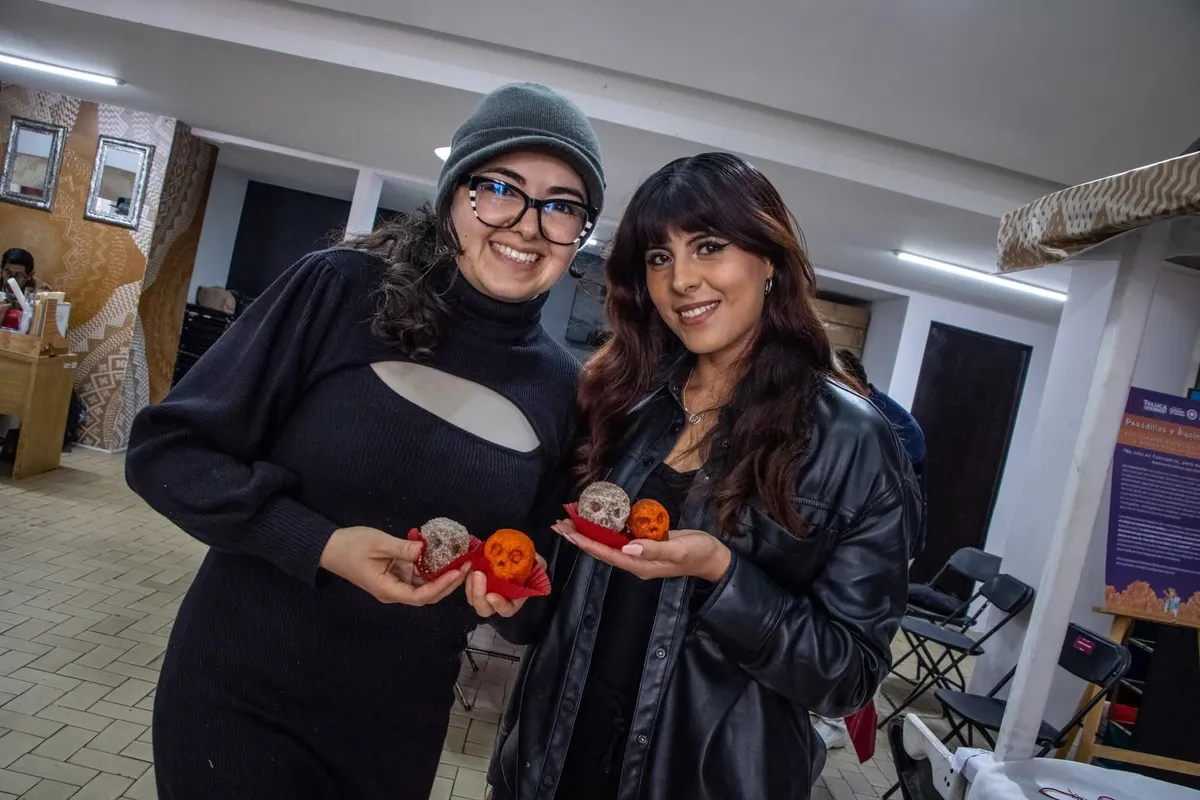 Toluca promueve los talleres de alfeñique para fortalecer las tradiciones del Día de Muertos