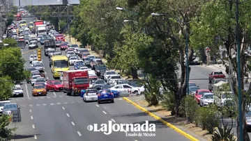 Con bloqueo campesinos de Zinacantepec exigen claridad en presupuesto indígena tras reducción