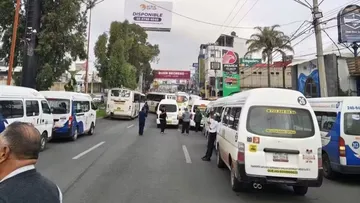 Transportistas liberan vialidades tras cuatro horas de protesta en Los Reyes La Paz