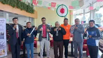 Carrera atlética para pensionados busca la integración de adultos mayores