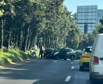 ¡Cuidado! Reportan un accidente en la México-Toluca con dirección a CDMX