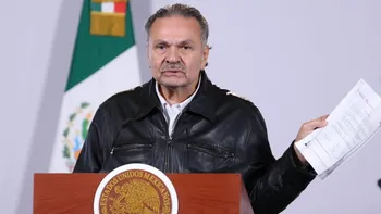 Octavio Romero, titular del Infonavit, negó cobrar más que Sheinbaum y rechazó señalamientos sobre su patrimonio y propiedades.
