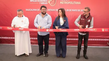 Alcalde Isaac Montoya asiste junto con la secretaria Laura González a las Caravanas de Impulso Económico y Empleo